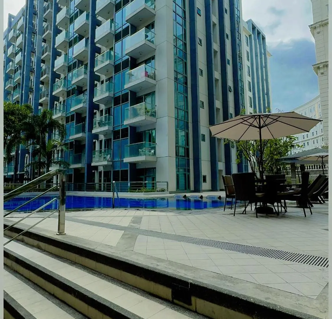 Naia T3 Two Palmtree Villas 3-5Mins Away From Resorts World Casino Manila Philippines